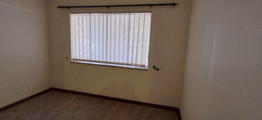 4 Bedroom Property for Sale in South Crest Gauteng