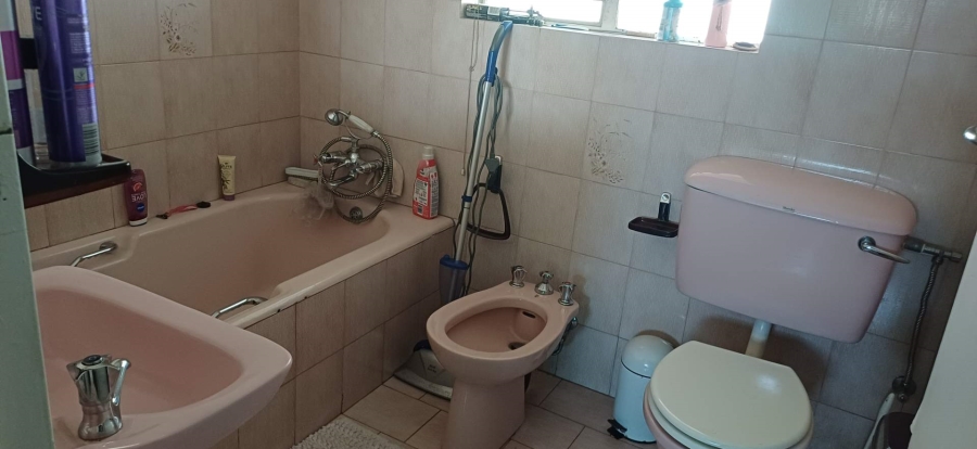 3 Bedroom Property for Sale in Tulisa Park Gauteng