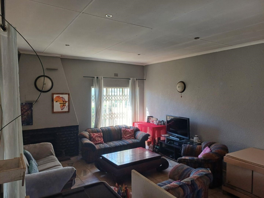 3 Bedroom Property for Sale in South Crest Gauteng