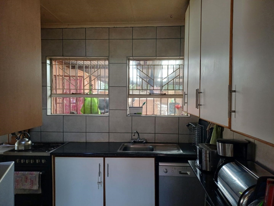 3 Bedroom Property for Sale in South Crest Gauteng