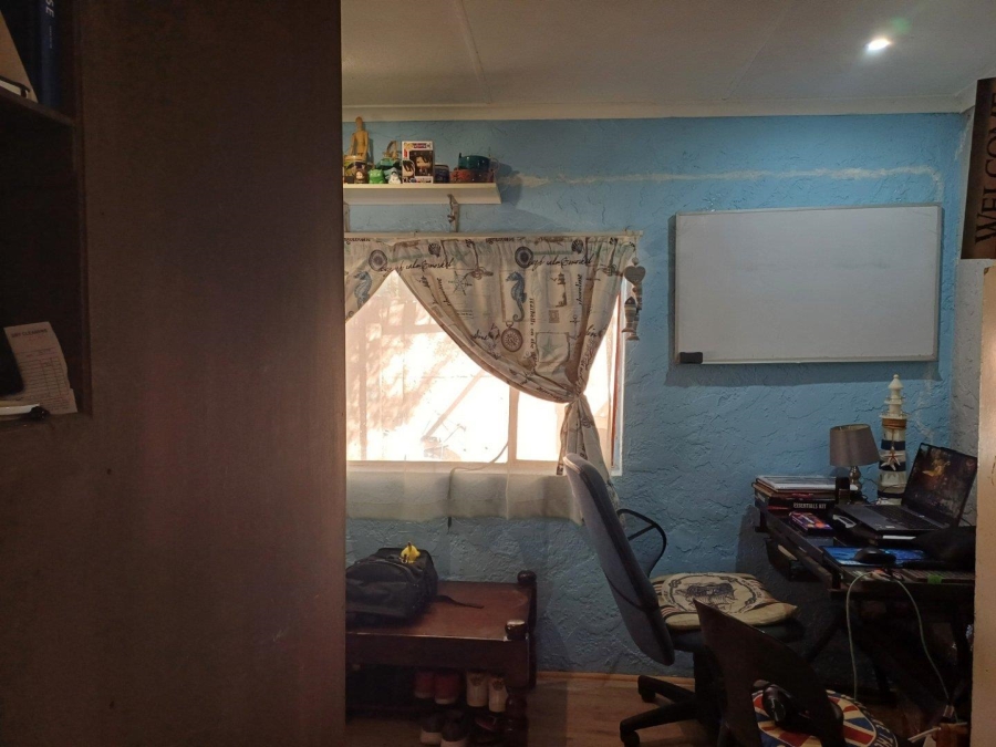 3 Bedroom Property for Sale in South Crest Gauteng