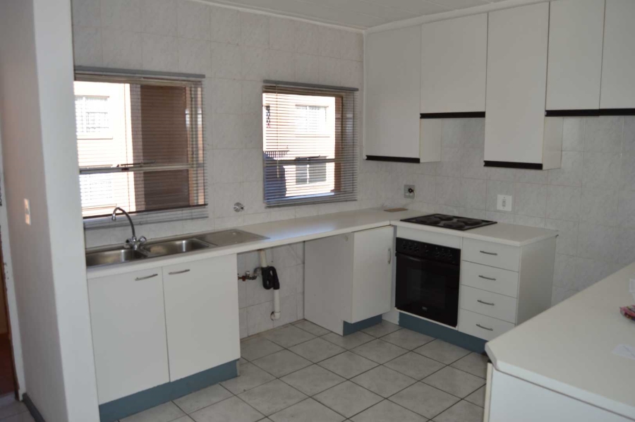 2 Bedroom Property for Sale in Randhart Gauteng