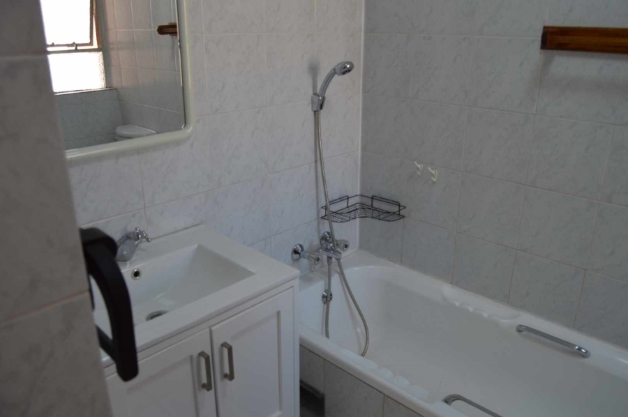 2 Bedroom Property for Sale in Randhart Gauteng