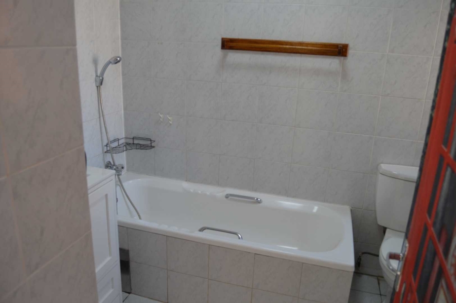 2 Bedroom Property for Sale in Randhart Gauteng