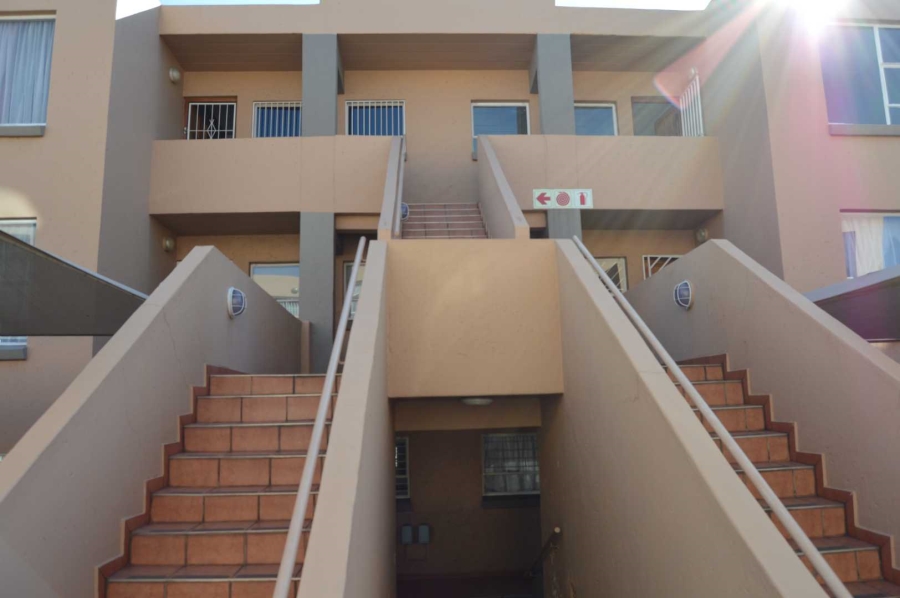 2 Bedroom Property for Sale in Randhart Gauteng