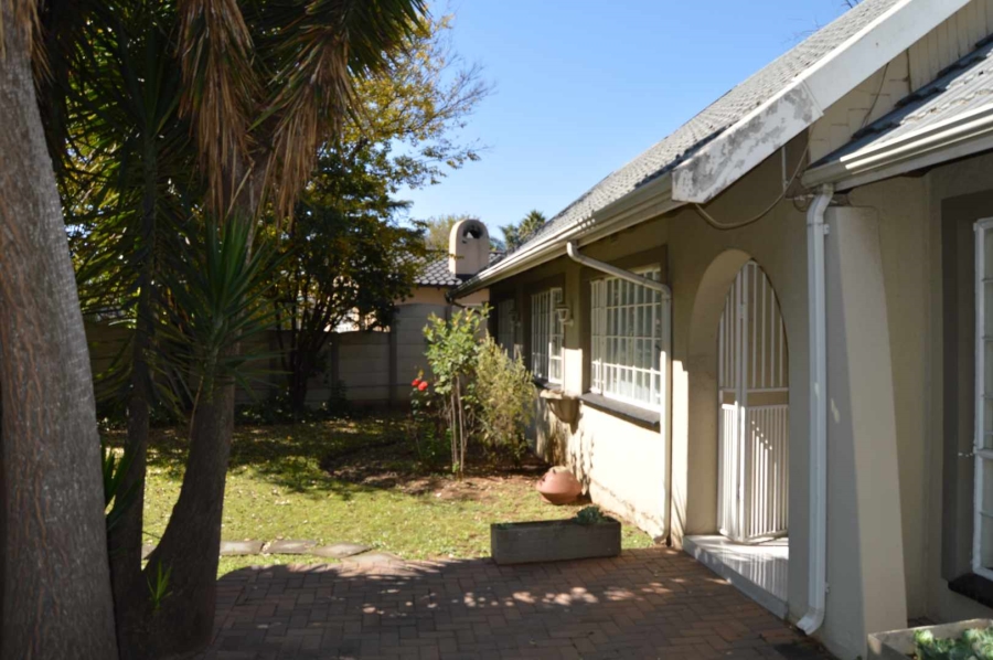 3 Bedroom Property for Sale in Verwoerdpark Gauteng