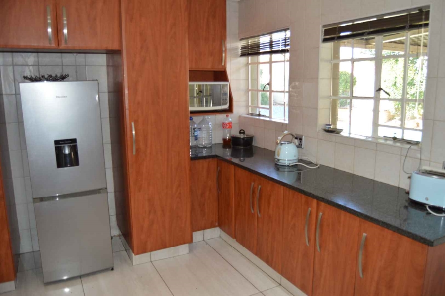 3 Bedroom Property for Sale in Verwoerdpark Gauteng