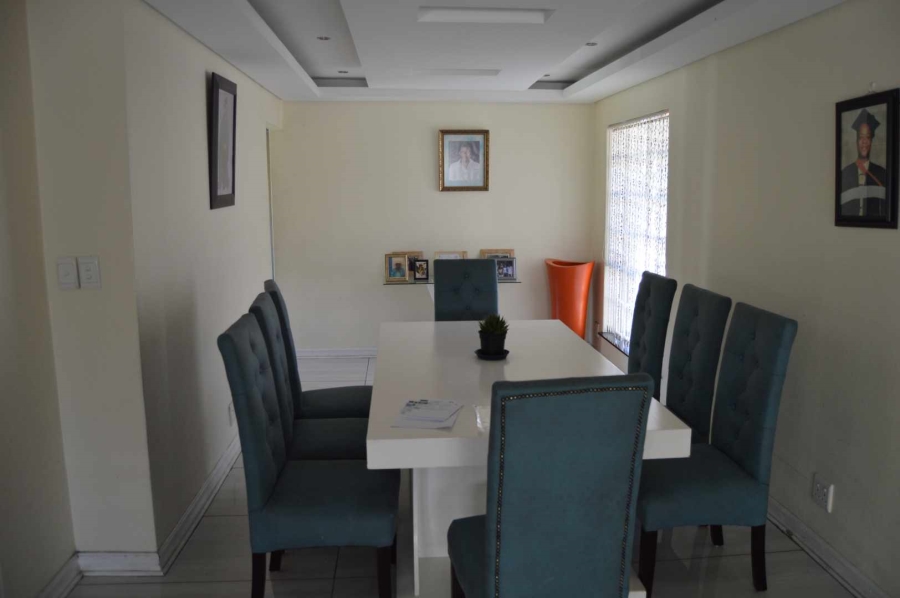 3 Bedroom Property for Sale in Verwoerdpark Gauteng