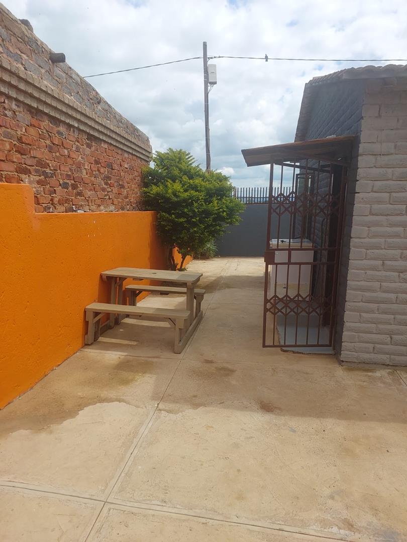 3 Bedroom Property for Sale in Soshanguve Gauteng