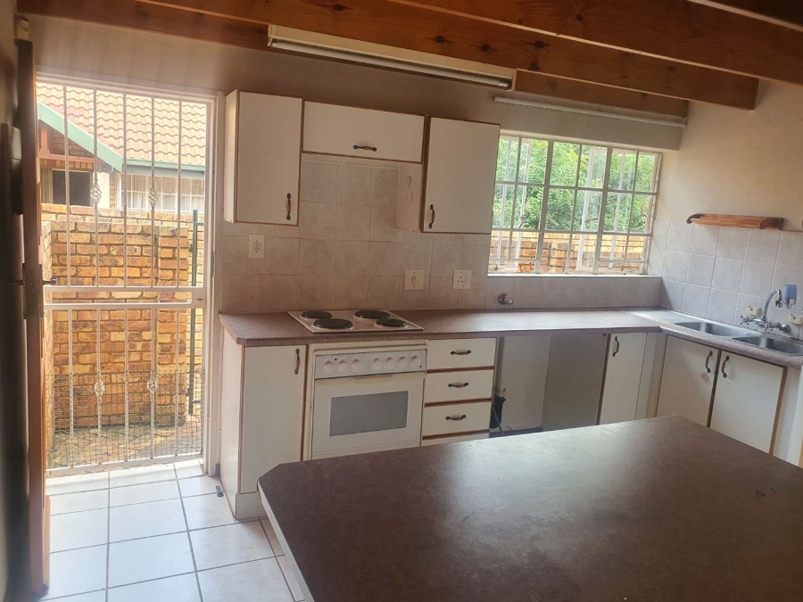 4 Bedroom Property for Sale in Clubview Gauteng
