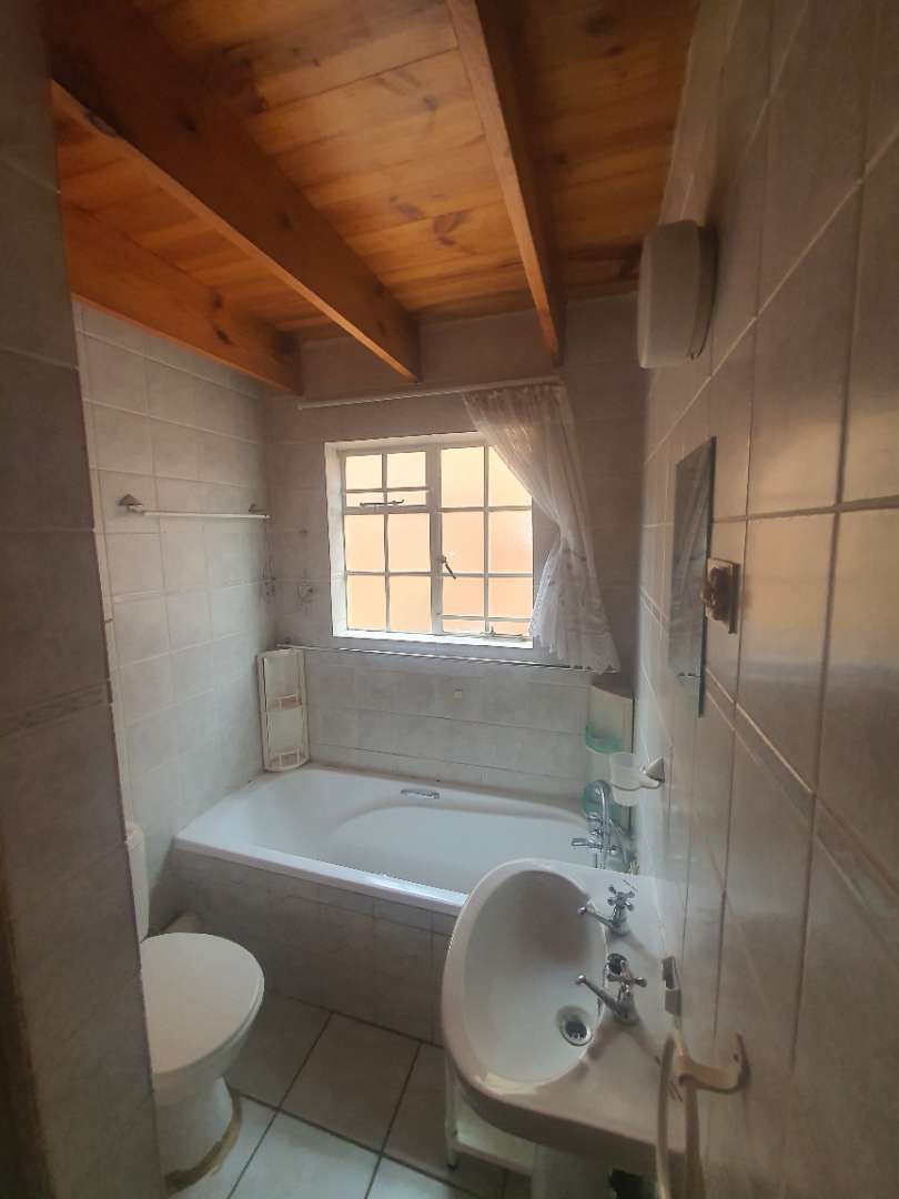 4 Bedroom Property for Sale in Clubview Gauteng