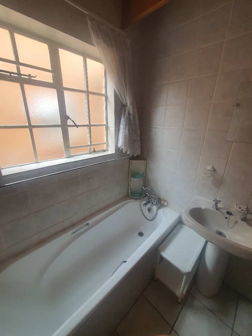 4 Bedroom Property for Sale in Clubview Gauteng