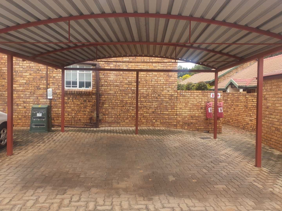 4 Bedroom Property for Sale in Clubview Gauteng