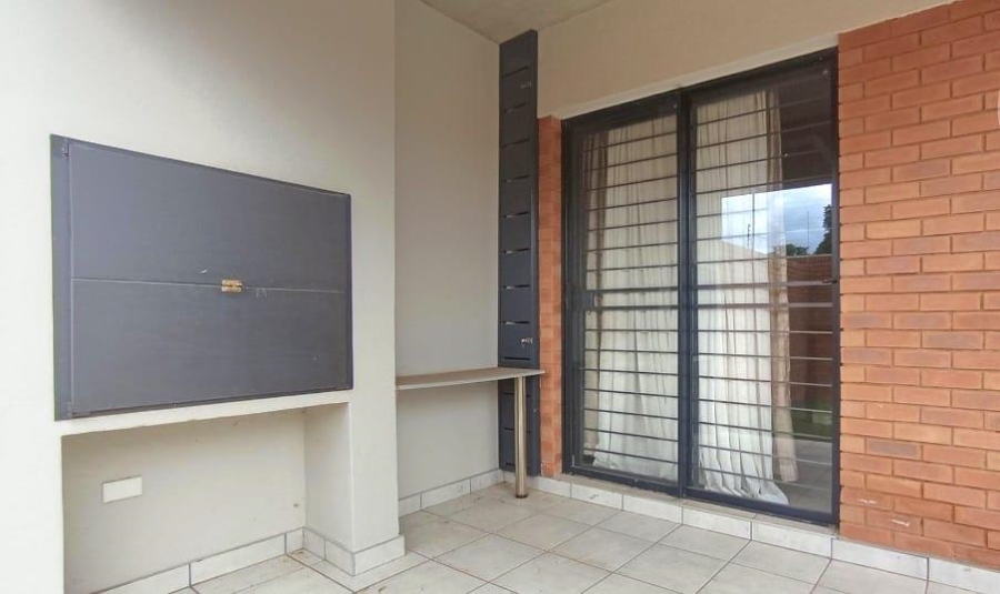2 Bedroom Property for Sale in Montana Gauteng