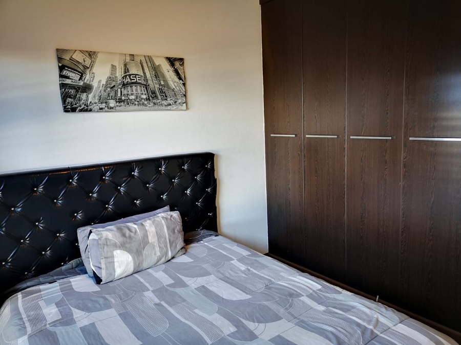 To Let 3 Bedroom Property for Rent in Oakdene Gauteng