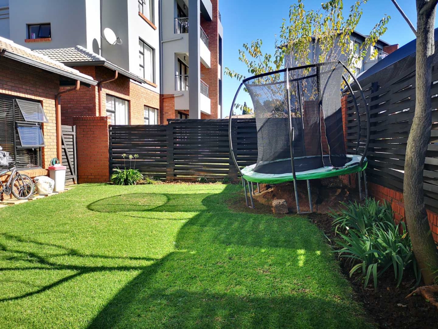 To Let 3 Bedroom Property for Rent in Oakdene Gauteng
