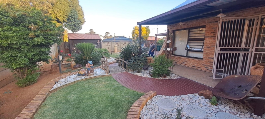 3 Bedroom Property for Sale in Florentia Gauteng