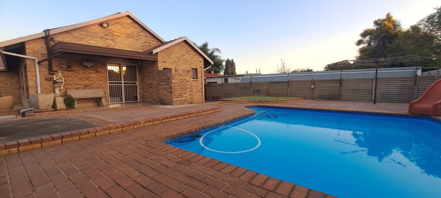 3 Bedroom Property for Sale in Florentia Gauteng