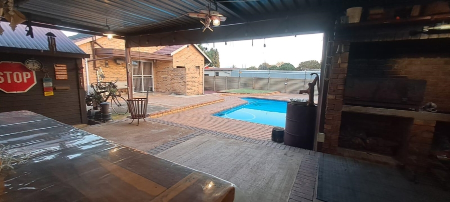 3 Bedroom Property for Sale in Florentia Gauteng