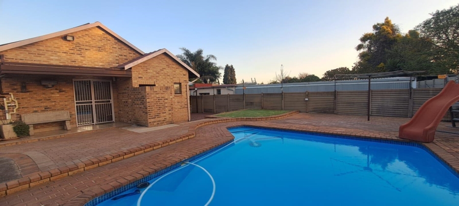 3 Bedroom Property for Sale in Florentia Gauteng