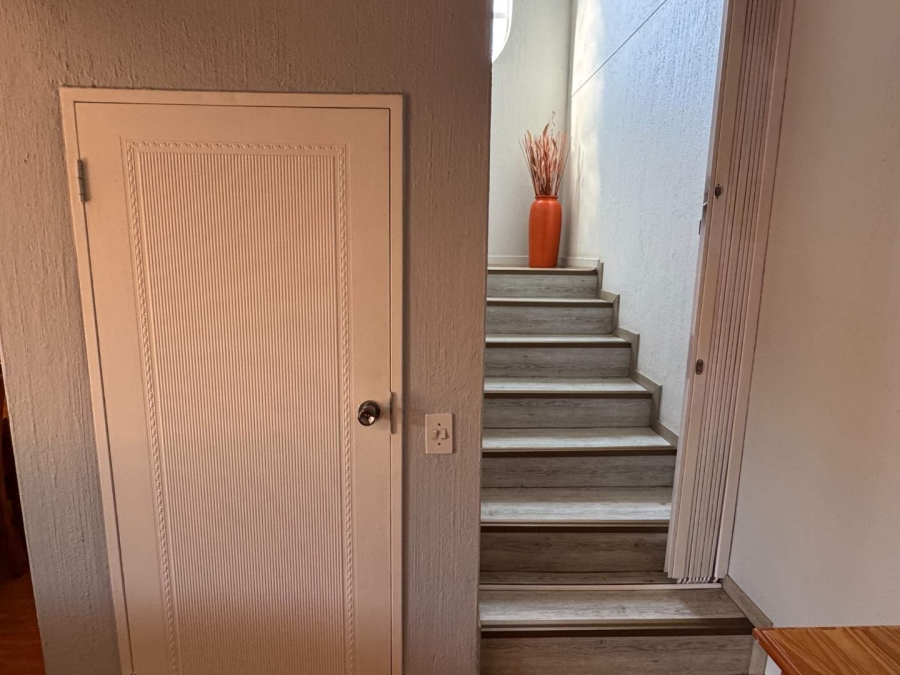 3 Bedroom Property for Sale in New Redruth Gauteng