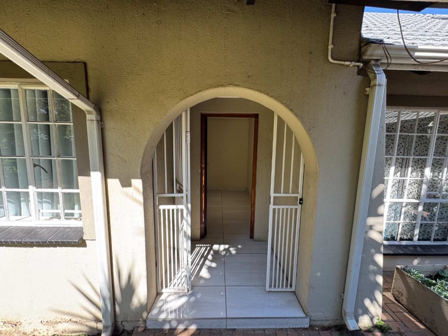 3 Bedroom Property for Sale in Verwoerdpark Gauteng