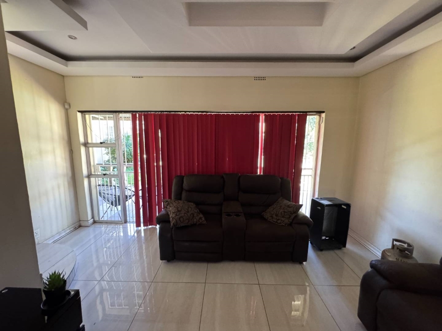 3 Bedroom Property for Sale in Verwoerdpark Gauteng