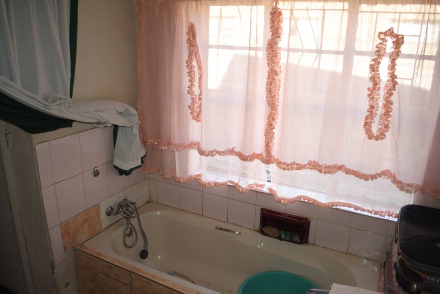 3 Bedroom Property for Sale in Rothdene Gauteng