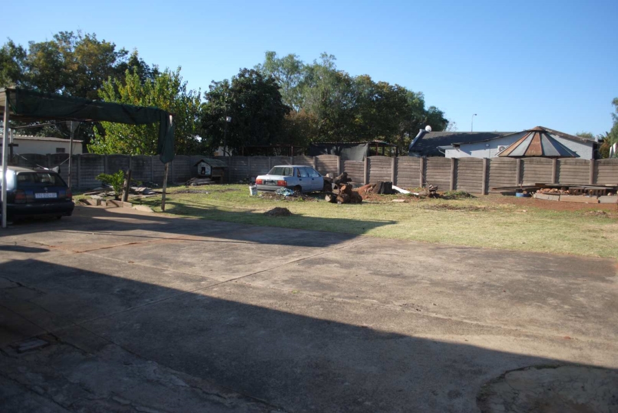 3 Bedroom Property for Sale in Rothdene Gauteng