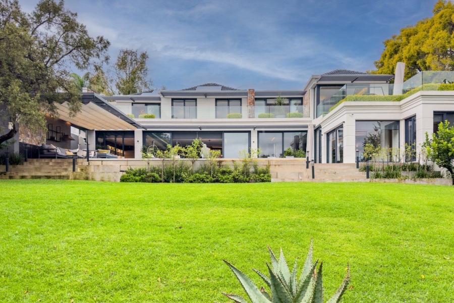 5 Bedroom Property for Sale in Dainfern Golf Estate Gauteng