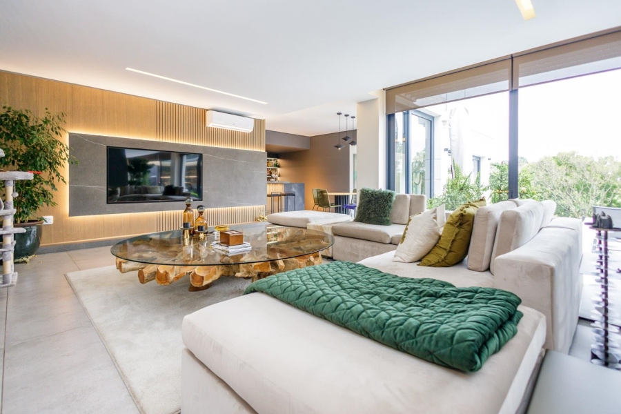 5 Bedroom Property for Sale in Dainfern Golf Estate Gauteng