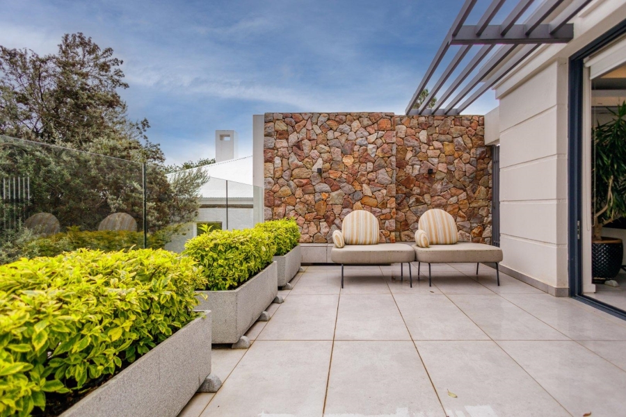5 Bedroom Property for Sale in Dainfern Golf Estate Gauteng