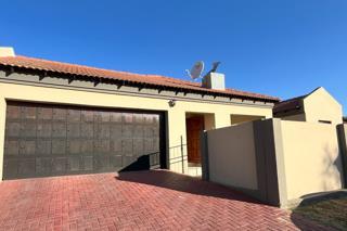 3 Bedroom Property for Sale in Thatchfield Estate Gauteng