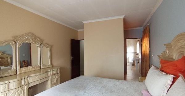 3 Bedroom Property for Sale in Thatchfield Estate Gauteng