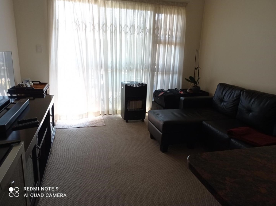To Let 1 Bedroom Property for Rent in Jackal Creek Golf Estate Gauteng