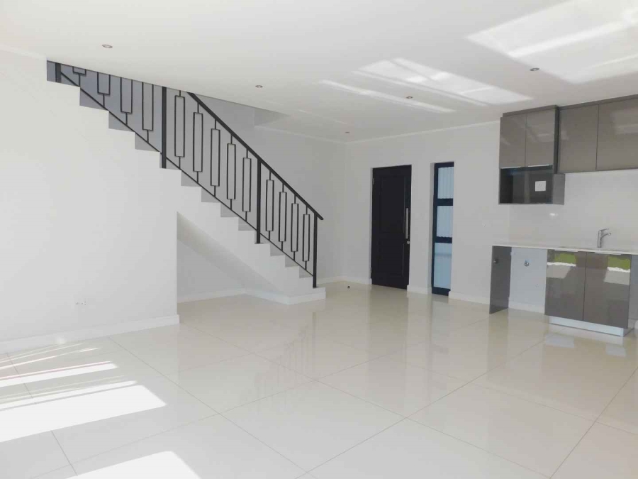 To Let 2 Bedroom Property for Rent in Bryanston Gauteng