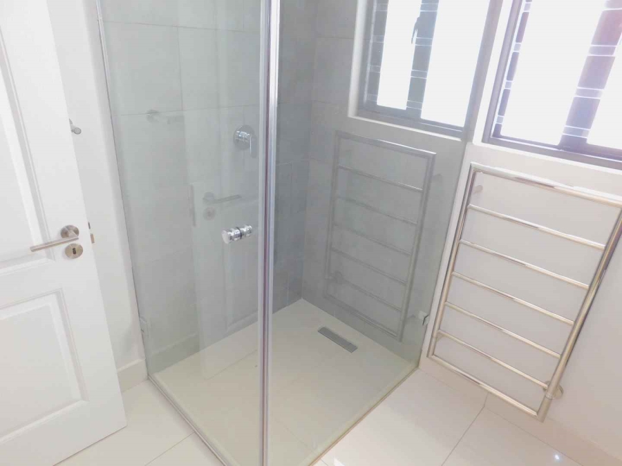 To Let 2 Bedroom Property for Rent in Bryanston Gauteng