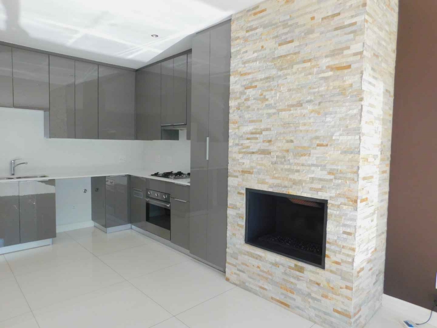 To Let 2 Bedroom Property for Rent in Bryanston Gauteng
