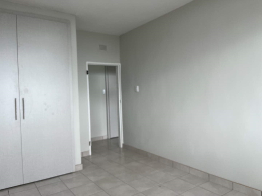 To Let 2 Bedroom Property for Rent in Honeyhills Gauteng