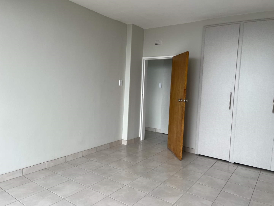 To Let 2 Bedroom Property for Rent in Honeyhills Gauteng