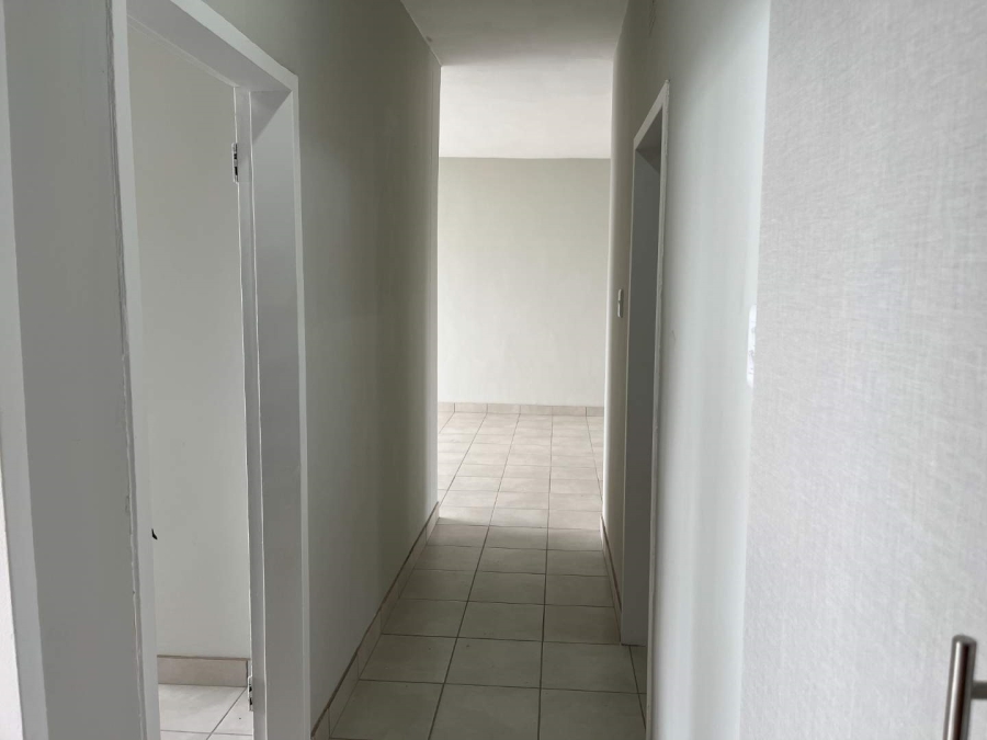To Let 2 Bedroom Property for Rent in Honeyhills Gauteng