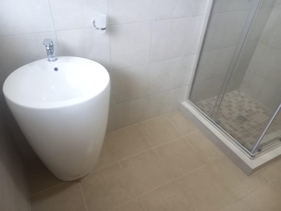 To Let 1 Bedroom Property for Rent in Discovery Gauteng