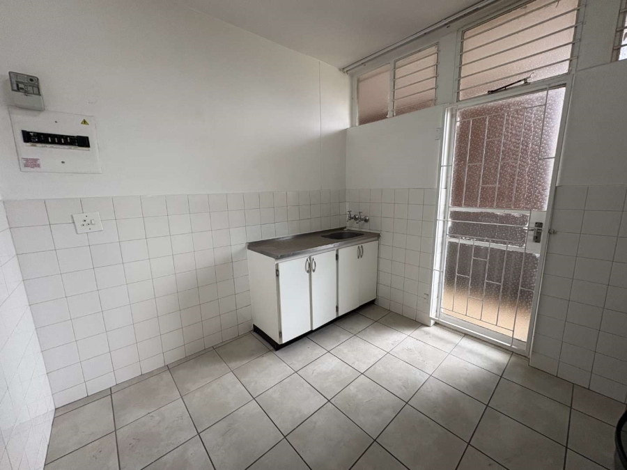 To Let 2 Bedroom Property for Rent in Honeyhills Gauteng