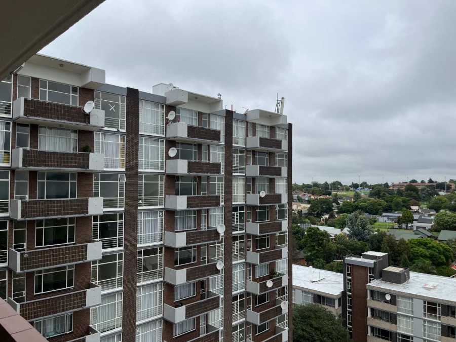 To Let 2 Bedroom Property for Rent in Honeyhills Gauteng