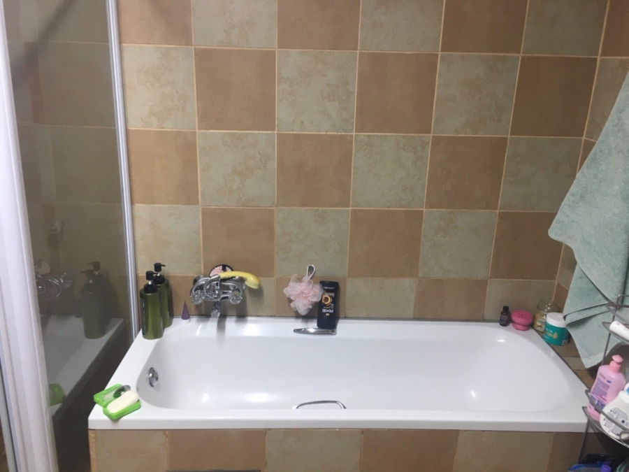 5 Bedroom Property for Sale in The Reeds Gauteng