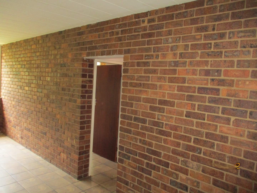 To Let 2 Bedroom Property for Rent in Annlin Gauteng