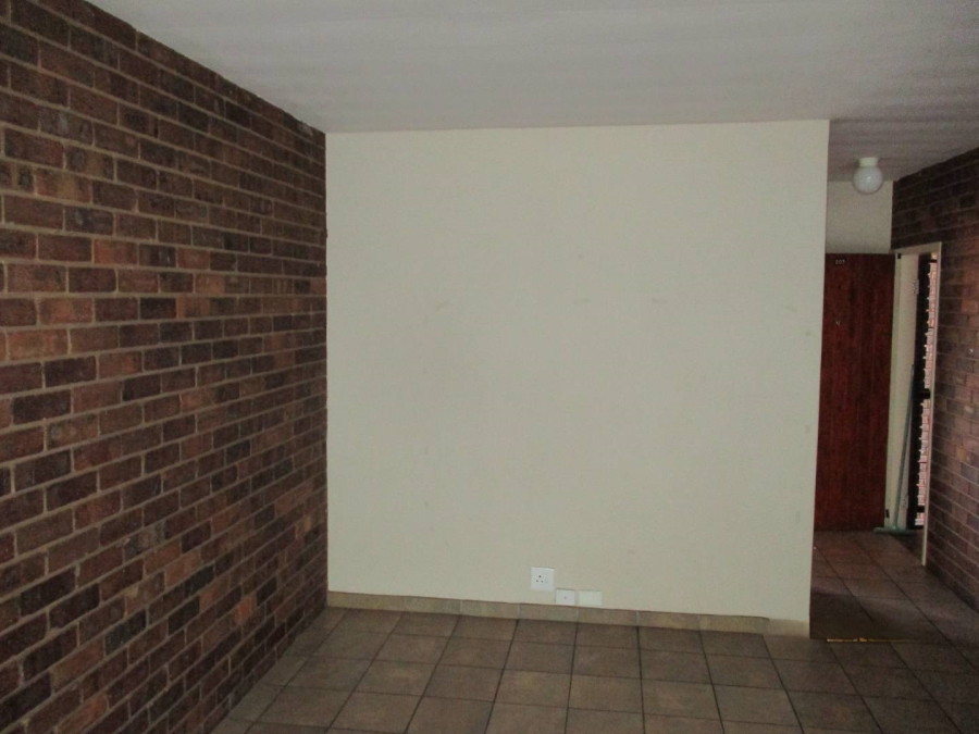 To Let 2 Bedroom Property for Rent in Annlin Gauteng