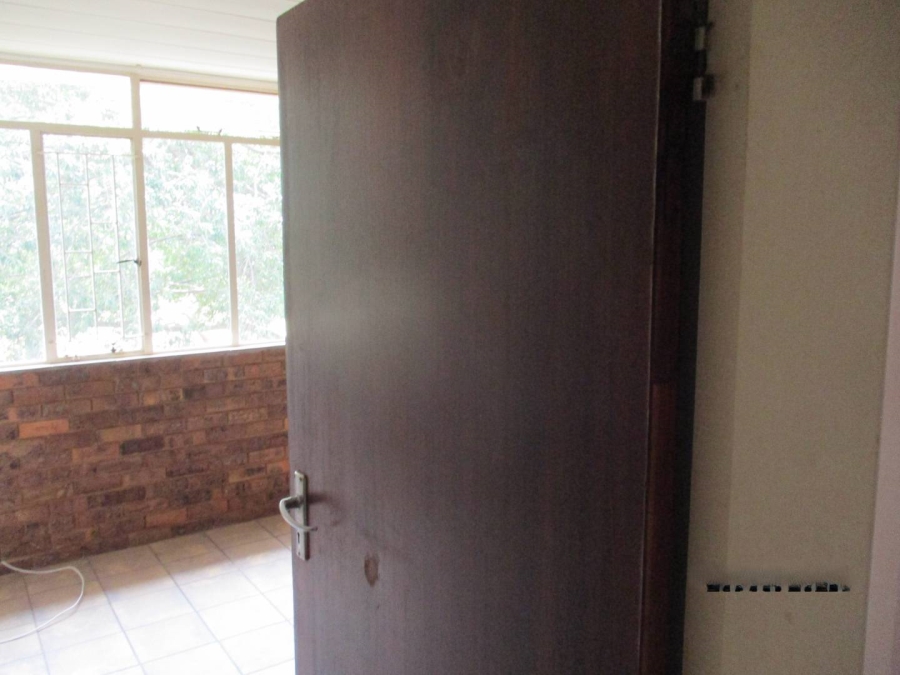 To Let 2 Bedroom Property for Rent in Annlin Gauteng