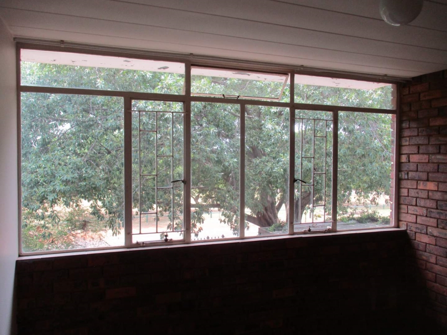 To Let 2 Bedroom Property for Rent in Annlin Gauteng