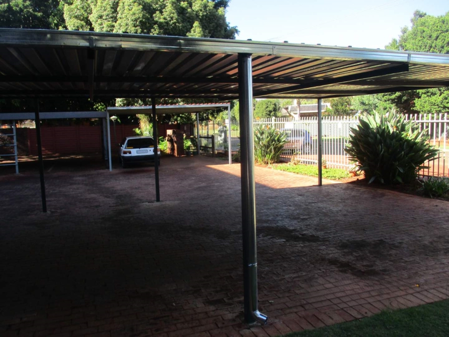 2 Bedroom Property for Sale in Annlin Gauteng